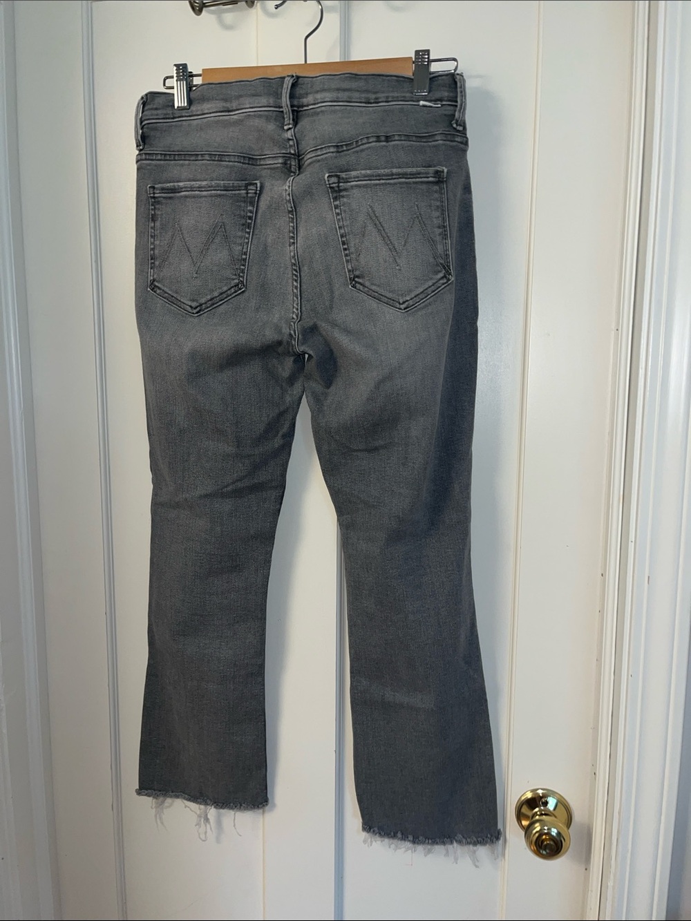 MOTHER The Insider Crop Step Fray stretch Jeans in Light Gray - Picture 6 of 7